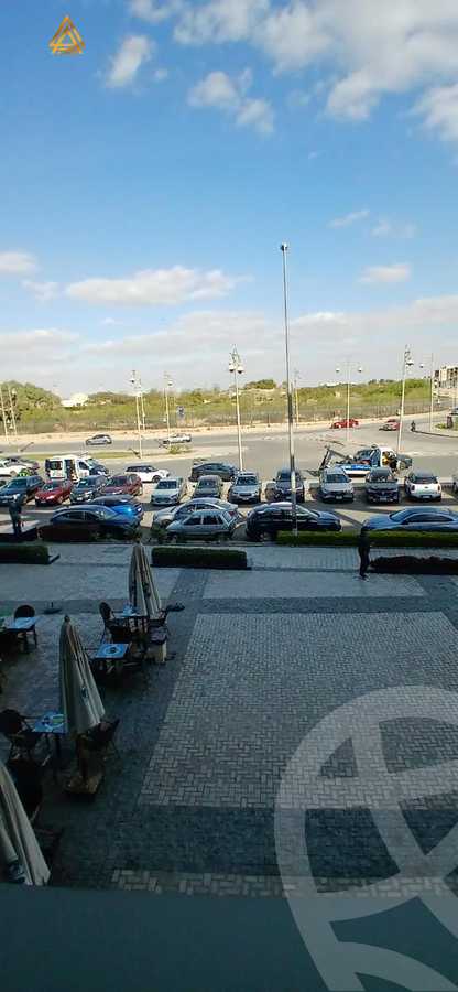 https://aqarmap.com.eg/en/listing/5357783-for-sale-cairo-new-cairo-compounds-midtown-mall-better-home