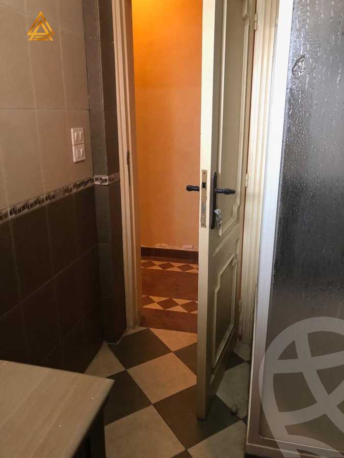 https://aqarmap.com.eg/ar/listing/5368108-for-sale-cairo-new-cairo-lrhb-city-phase-1-ahmed-rami-st