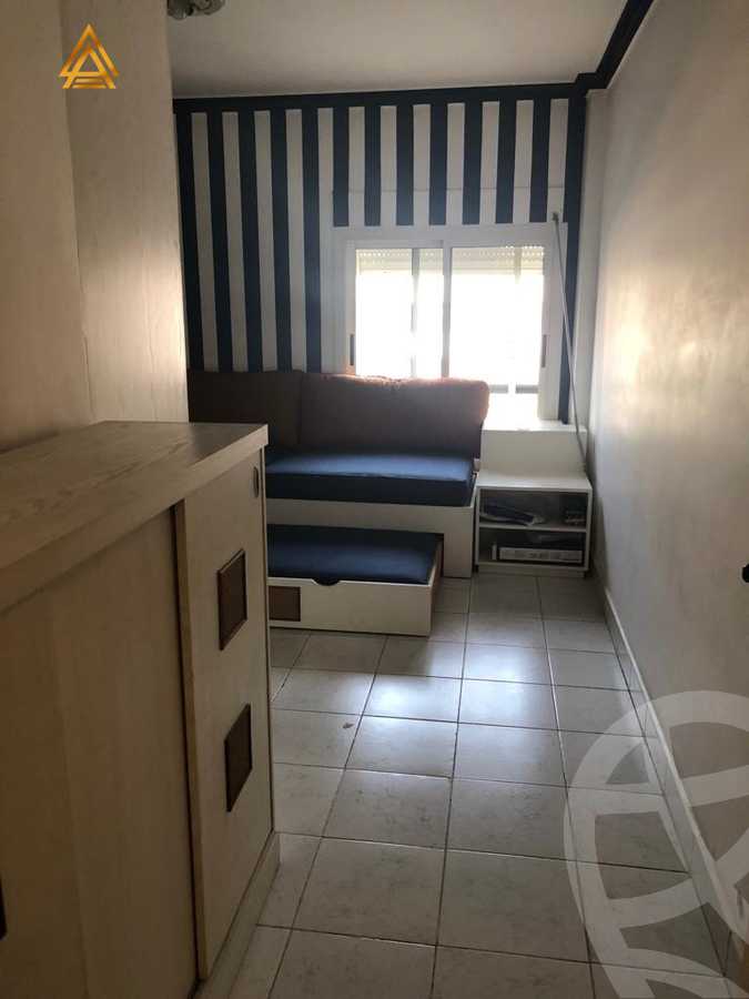 https://aqarmap.com.eg/ar/listing/5368108-for-sale-cairo-new-cairo-lrhb-city-phase-1-ahmed-rami-st