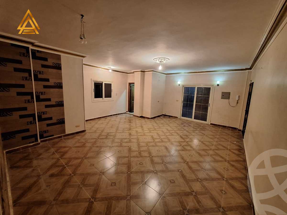 https://aqarmap.com.eg/ar/listing/5368475-for-sale-cairo-new-cairo-el-yassamin-el-yasmeen-3-mohamed-rahim-st