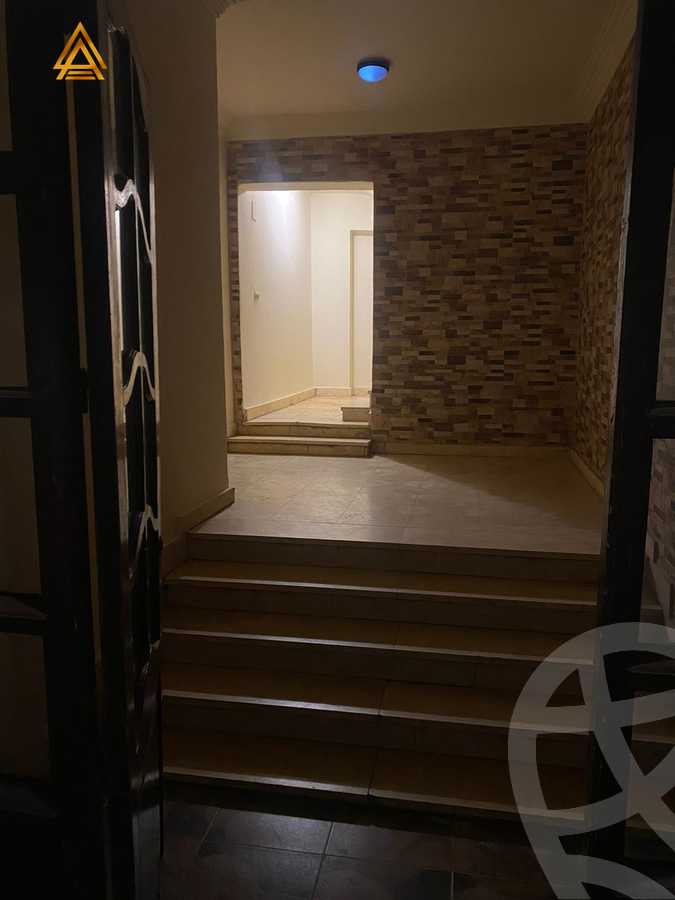 https://aqarmap.com.eg/ar/listing/5380082-for-sale-cairo-new-cairo-ganob-el-akadamiya-south-academy-h-amr-ibn-el-ass-st