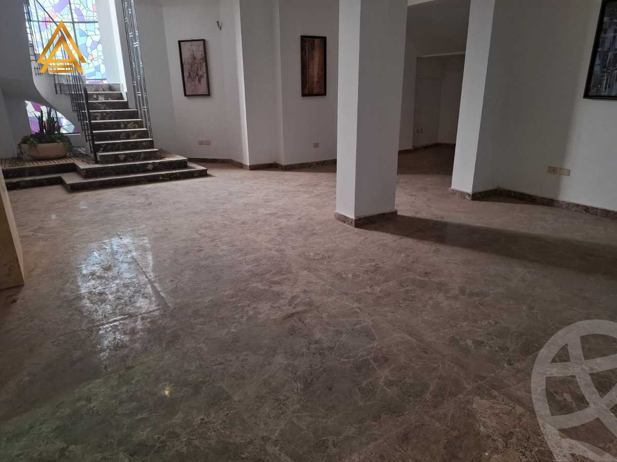 https://aqarmap.com.eg/ar/listing/5386668-for-sale-cairo-new-cairo-gharb-arabila-doctor-hani-maher-st