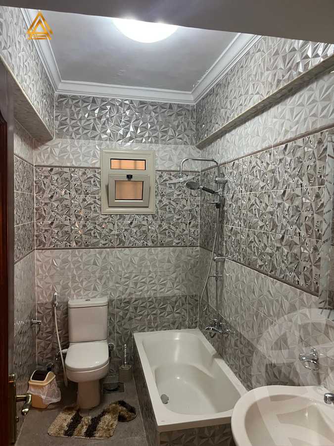 https://aqarmap.com.eg/en/listing/5398171-for-sale-cairo-new-cairo-ganob-el-akadamiya-south-academy-h-el-shaheed-safi-eldin-ghazi-st