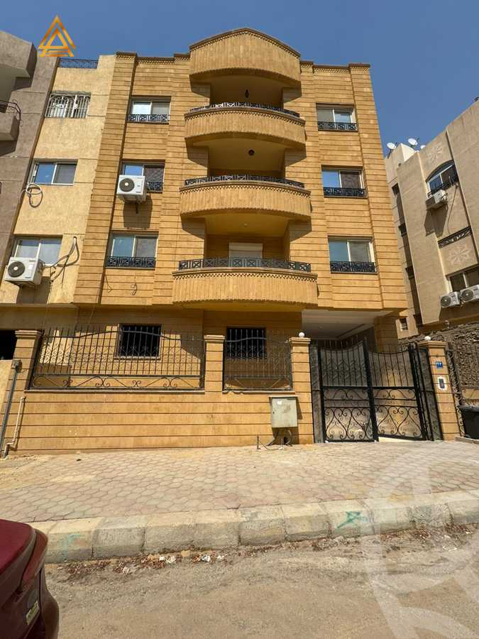 https://aqarmap.com.eg/en/listing/5425255-for-sale-cairo-new-cairo-south-investors-al-gezira-st