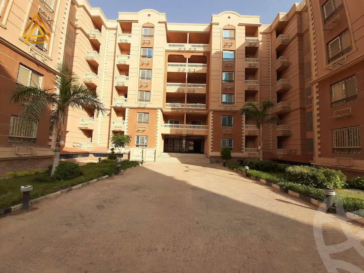 https://aqarmap.com.eg/en/listing/5425328-for-sale-cairo-new-cairo-compounds-light-city