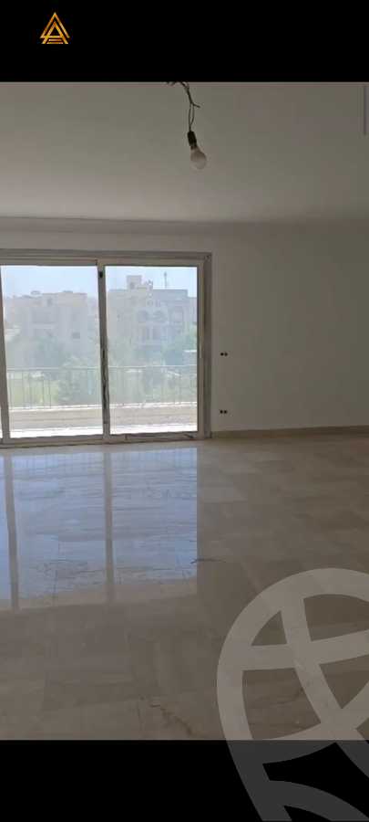 https://aqarmap.com.eg/en/listing/5425536-for-sale-cairo-new-cairo-ganob-el-akadamiya-south-academy-b-taha-hussein-st