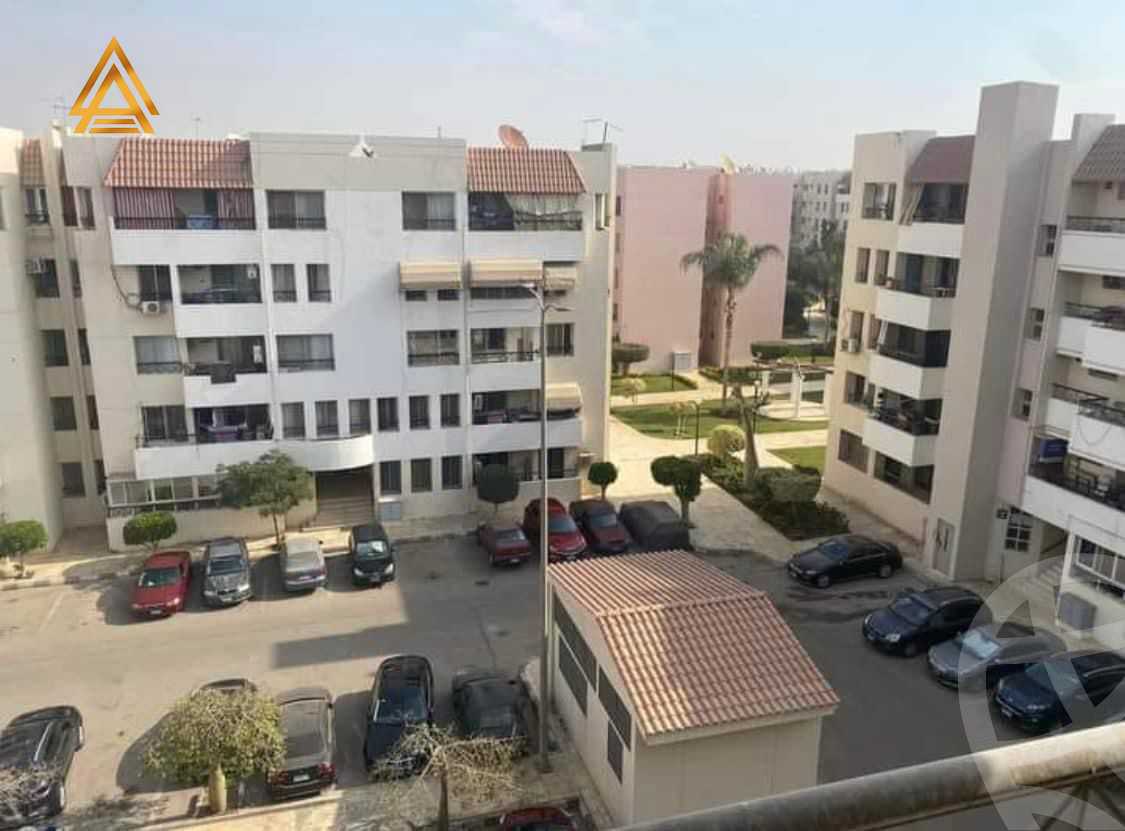 https://aqarmap.com.eg/en/listing/5437135-for-sale-cairo-new-cairo-lrhb-city-phase-1-ahmed-rami-st