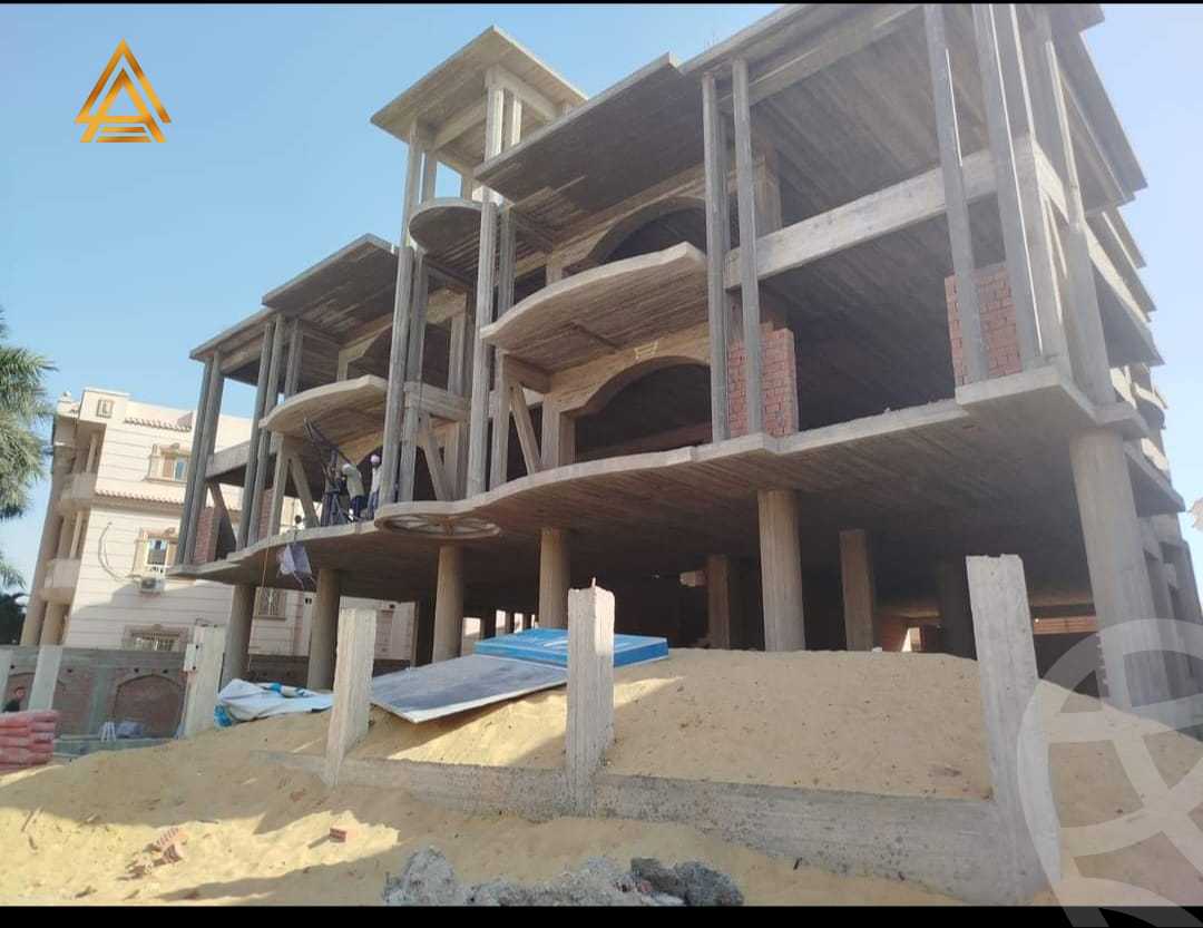 https://aqarmap.com.eg/ar/listing/5474962-for-sale-cairo-el-shorouk-lhy-lrb-neighbourhood-1