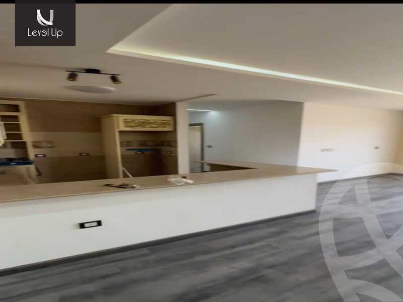 https://aqarmap.com.eg/ar/listing/5270540-for-sale-cairo-new-cairo-compounds-hyde-park-park-corner-hyde-park