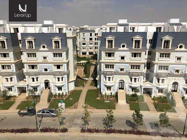 https://aqarmap.com.eg/ar/listing/5275090-for-sale-cairo-new-cairo-compounds-mountain-view-hyde-park