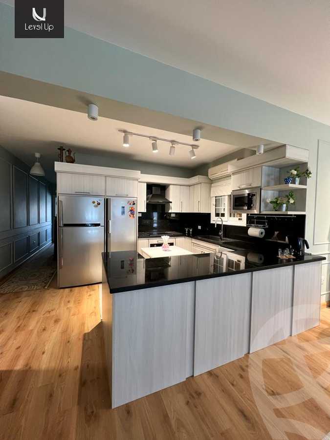https://aqarmap.com.eg/en/listing/5286969-for-sale-cairo-new-cairo-compounds-mountain-view-hyde-park