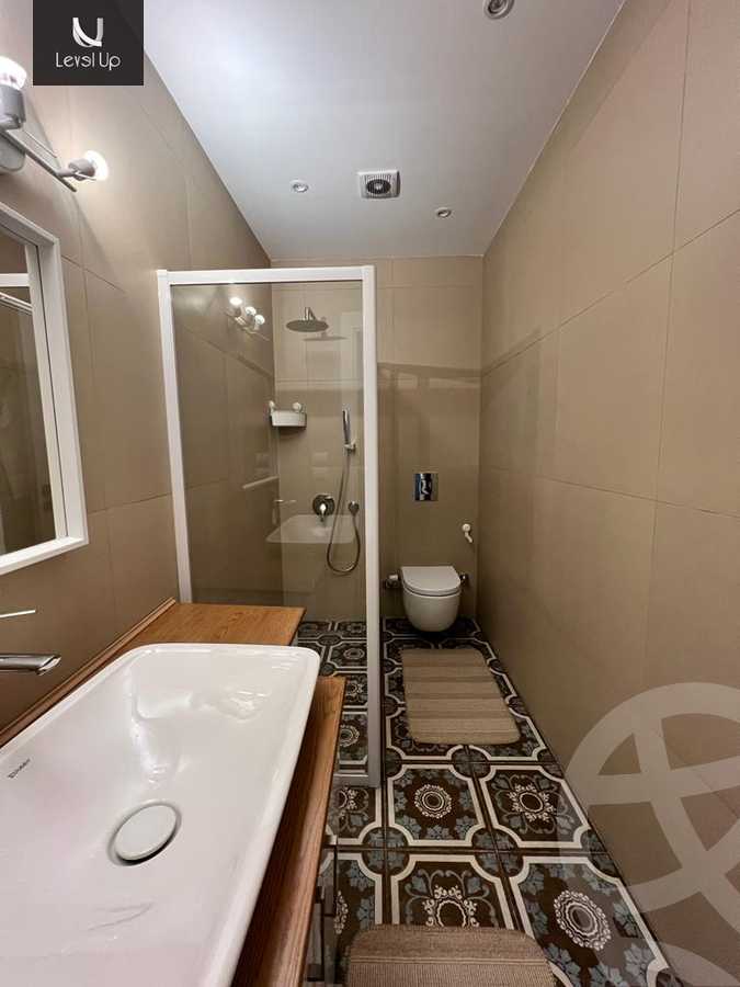https://aqarmap.com.eg/en/listing/5286969-for-sale-cairo-new-cairo-compounds-mountain-view-hyde-park