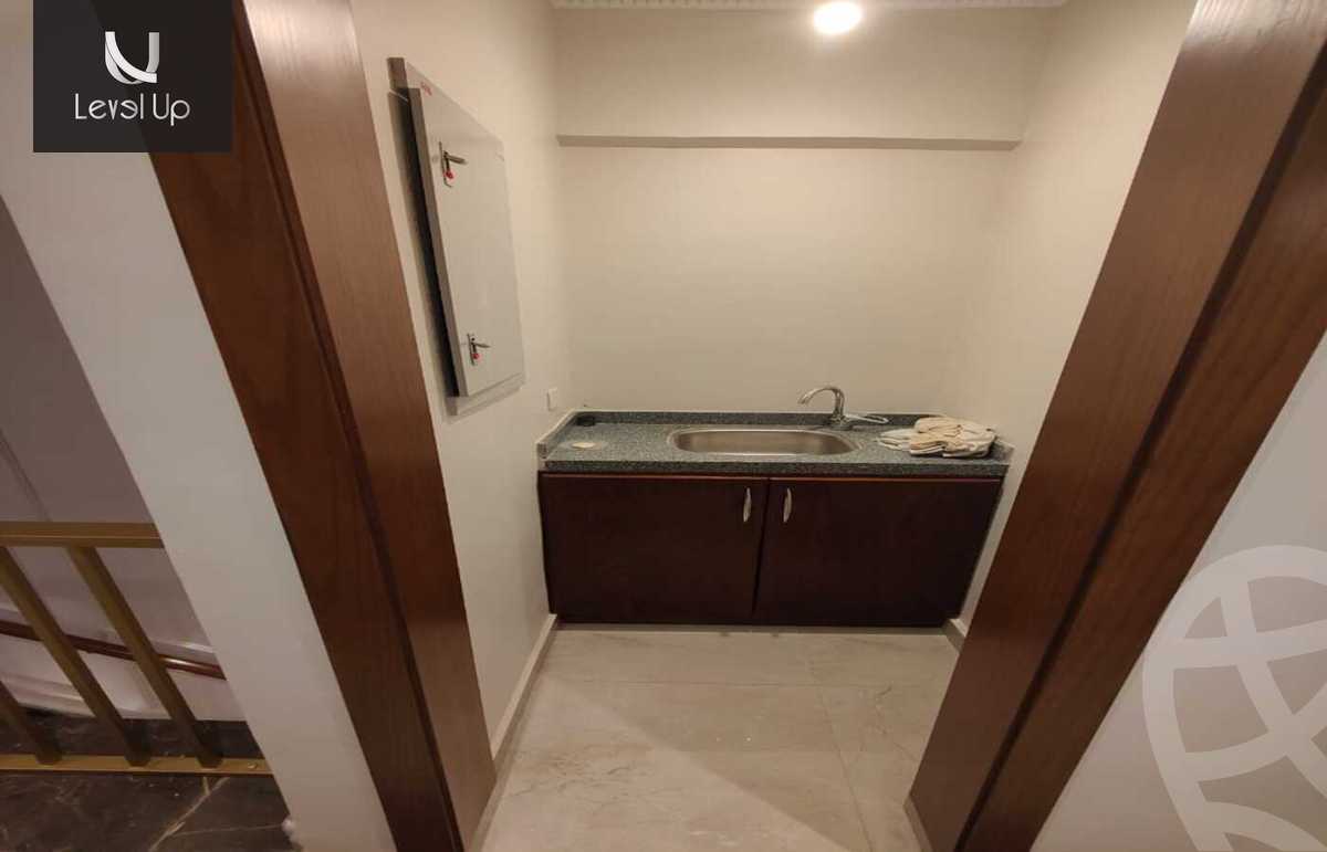 https://aqarmap.com.eg/en/listing/5277295-for-rent-cairo-new-cairo-compounds-mountain-view-hyde-park