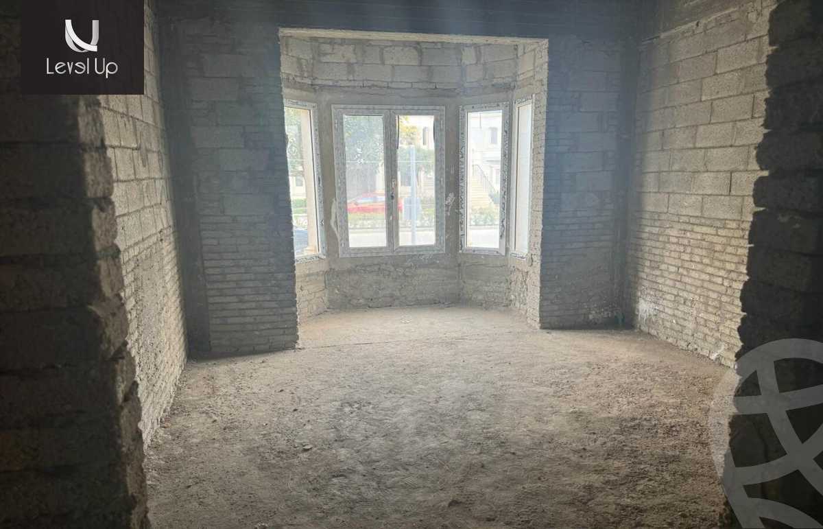 https://aqarmap.com.eg/ar/listing/5301998-for-sale-cairo-new-cairo-compounds-mountain-view-hyde-park