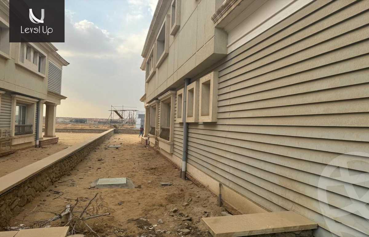https://aqarmap.com.eg/ar/listing/5301998-for-sale-cairo-new-cairo-compounds-mountain-view-hyde-park