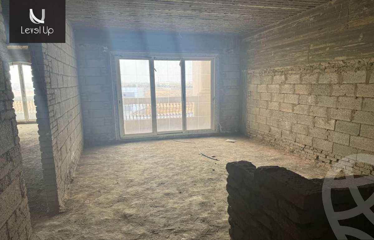 https://aqarmap.com.eg/ar/listing/5301998-for-sale-cairo-new-cairo-compounds-mountain-view-hyde-park