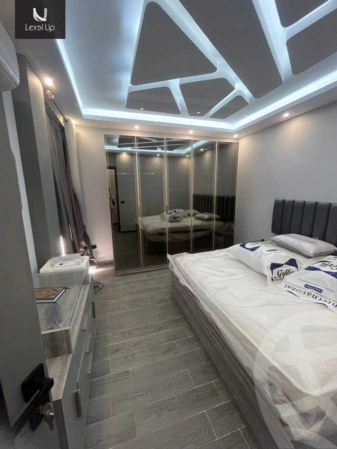 https://aqarmap.com.eg/en/listing/5302268-for-sale-cairo-new-cairo-compounds-stwn-ryzydns-by-ar-y-llttwyr
