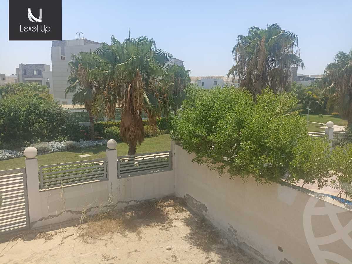 https://aqarmap.com.eg/en/listing/5302304-for-sale-cairo-6th-of-october-compounds-cleopatra-square