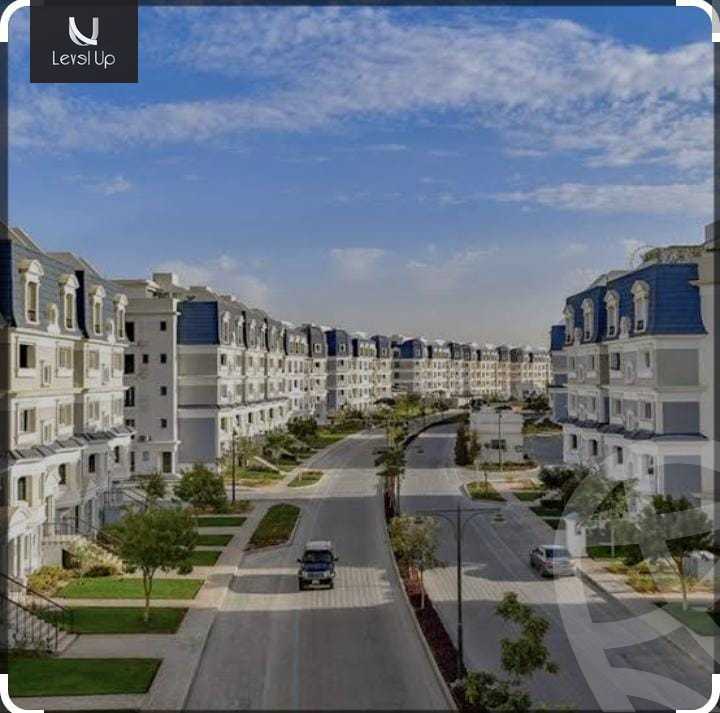https://aqarmap.com.eg/ar/listing/5302349-for-sale-cairo-new-cairo-compounds-mountain-view-hyde-park