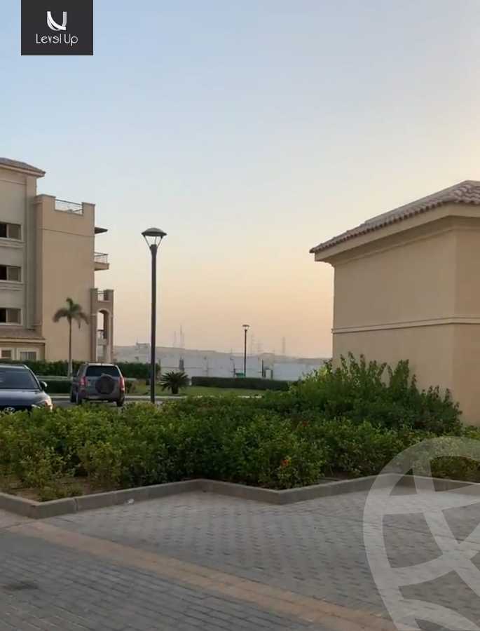 https://aqarmap.com.eg/en/listing/5302329-for-sale-cairo-new-cairo-compounds-stwn-ryzydns-by-ar-y-llttwyr
