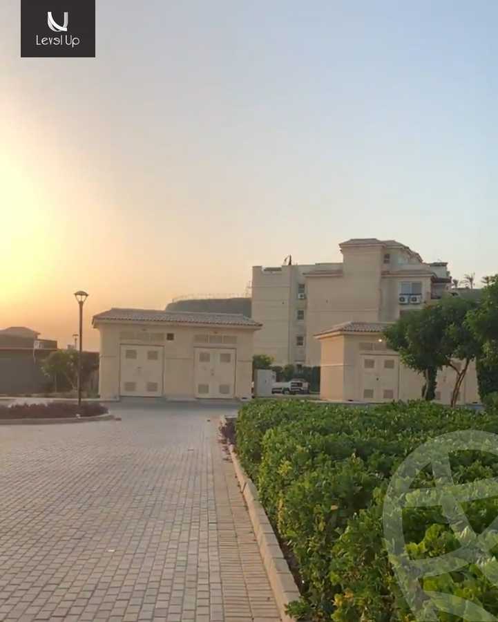 https://aqarmap.com.eg/en/listing/5302329-for-sale-cairo-new-cairo-compounds-stwn-ryzydns-by-ar-y-llttwyr