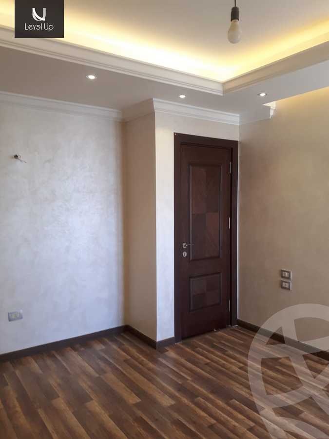 https://aqarmap.com.eg/en/listing/5302398-for-rent-cairo-new-cairo-compounds-mountain-view-hyde-park
