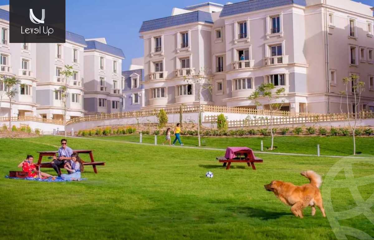 https://aqarmap.com.eg/ar/listing/5305240-for-sale-cairo-new-cairo-compounds-mountain-view-hyde-park