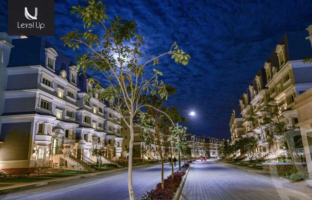 https://aqarmap.com.eg/ar/listing/5305240-for-sale-cairo-new-cairo-compounds-mountain-view-hyde-park