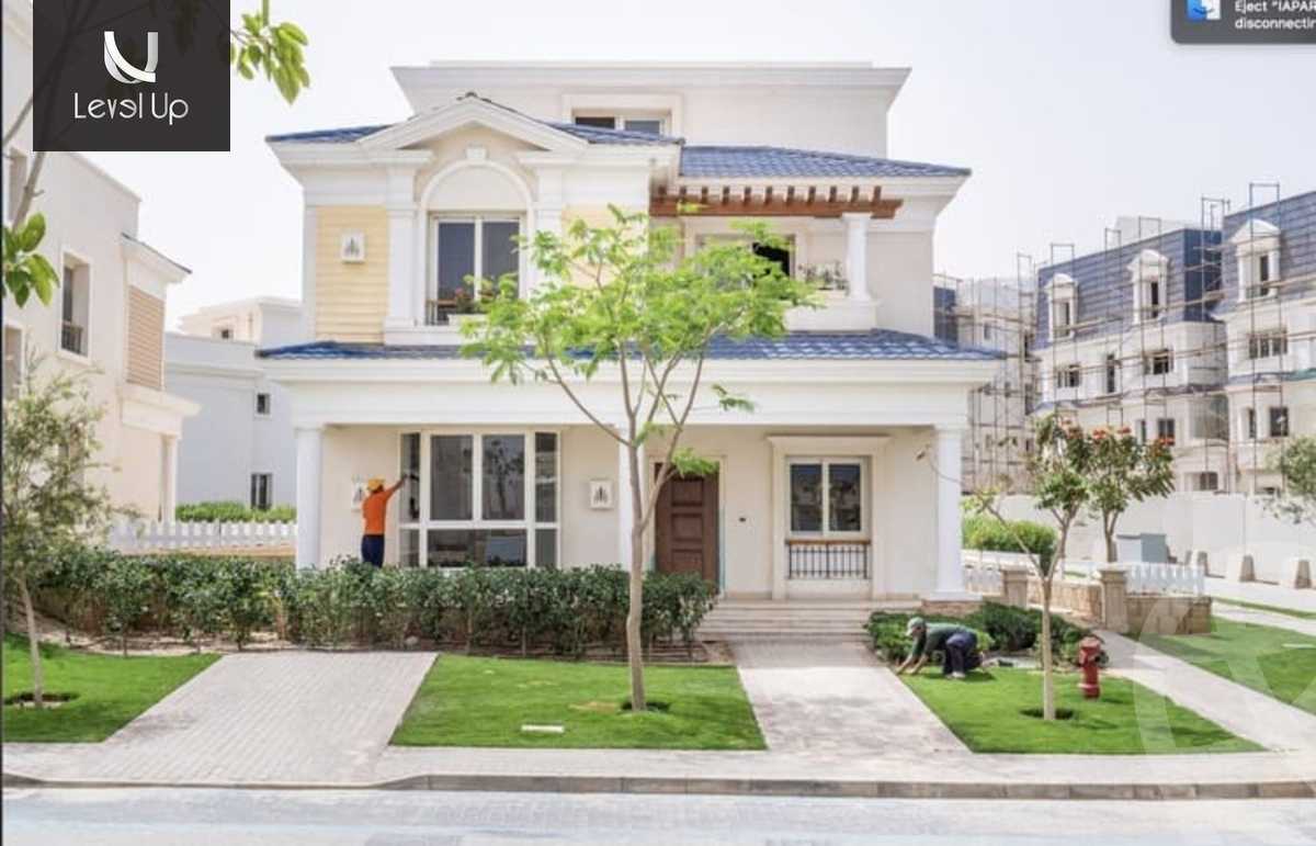 https://aqarmap.com.eg/ar/listing/5305240-for-sale-cairo-new-cairo-compounds-mountain-view-hyde-park