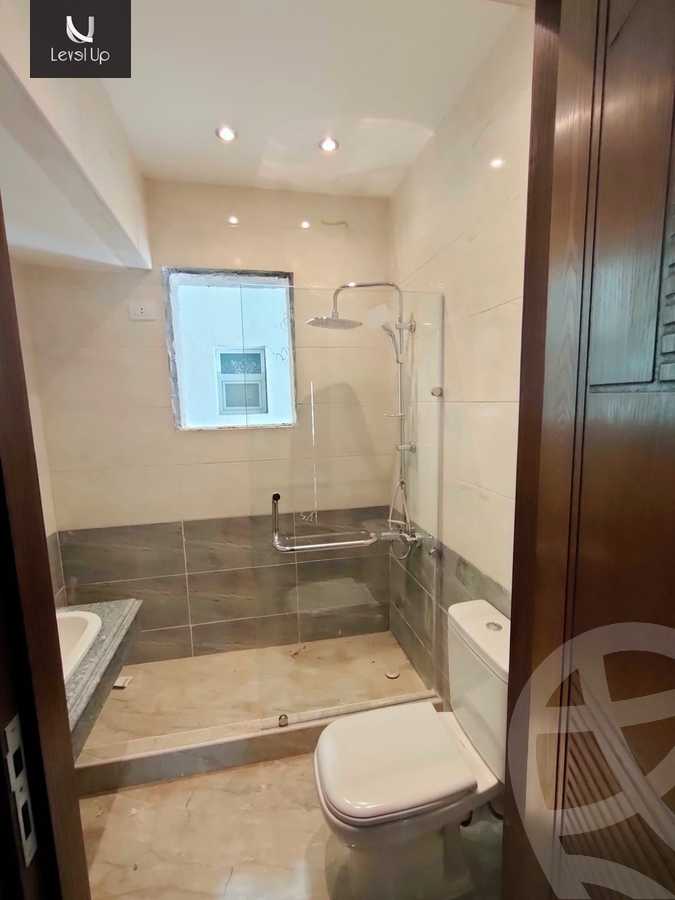 https://aqarmap.com.eg/ar/listing/5310465-for-sale-cairo-new-cairo-compounds-mwntn-fyw-y-syty-club-park-mountain-view-icity