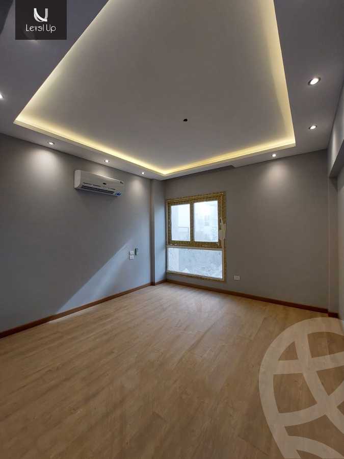 https://aqarmap.com.eg/ar/listing/5310488-for-sale-cairo-new-cairo-compounds-mwntn-fyw-y-syty-club-park-mountain-view-icity