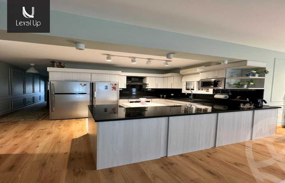 https://aqarmap.com.eg/ar/listing/5326083-for-sale-cairo-new-cairo-compounds-mountain-view-hyde-park