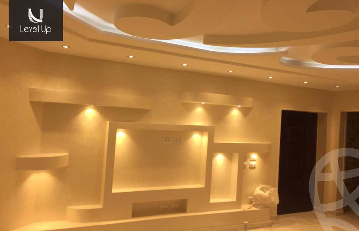 https://aqarmap.com.eg/en/listing/5326109-for-sale-cairo-new-cairo-compounds-mountain-view-hyde-park