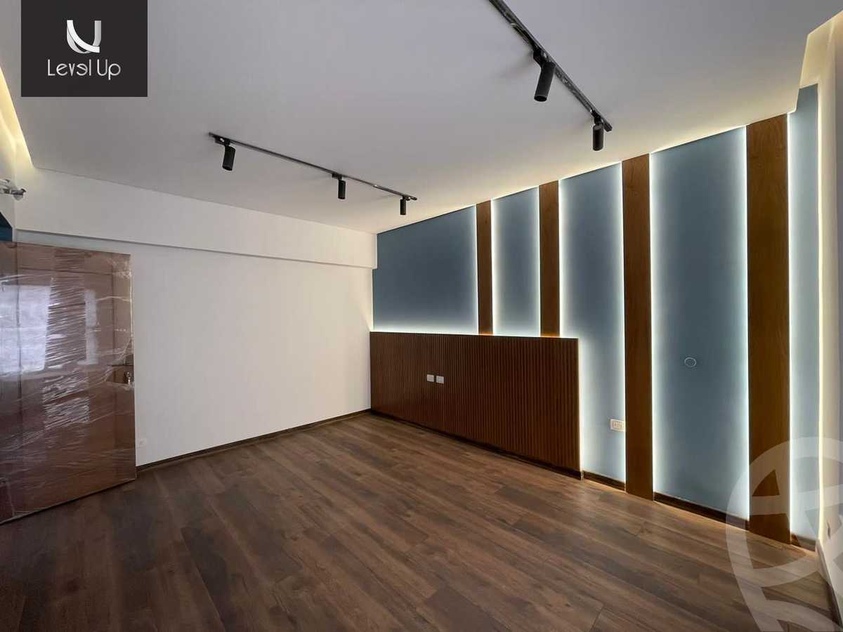 https://aqarmap.com.eg/ar/listing/5328384-for-sale-cairo-new-cairo-compounds-byljyw