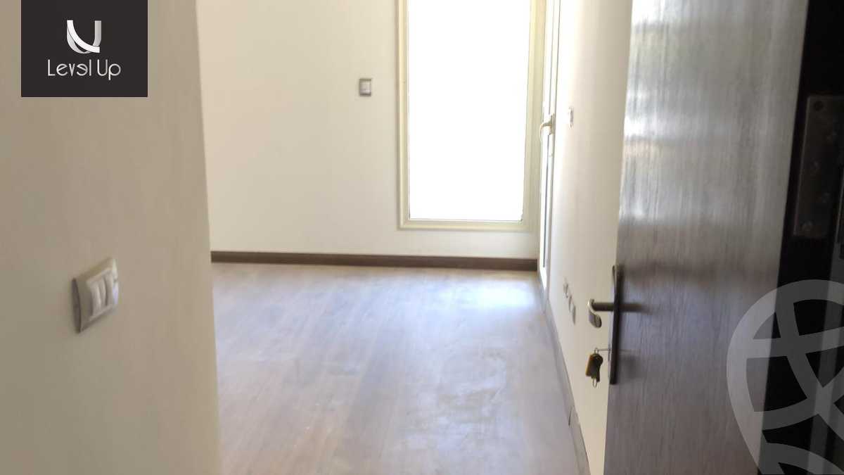 https://aqarmap.com.eg/ar/listing/5328704-for-sale-cairo-new-cairo-compounds-jyd