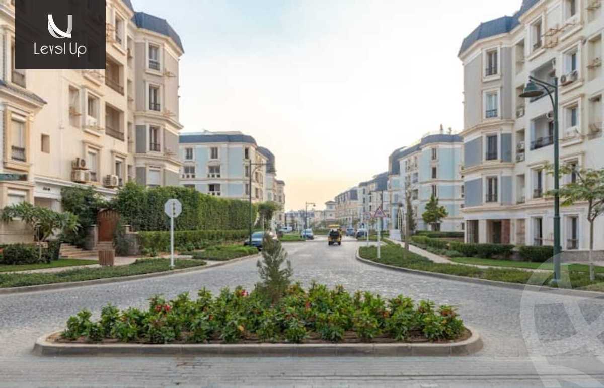 https://aqarmap.com.eg/ar/listing/5328807-for-sale-cairo-new-cairo-compounds-mountain-view-hyde-park