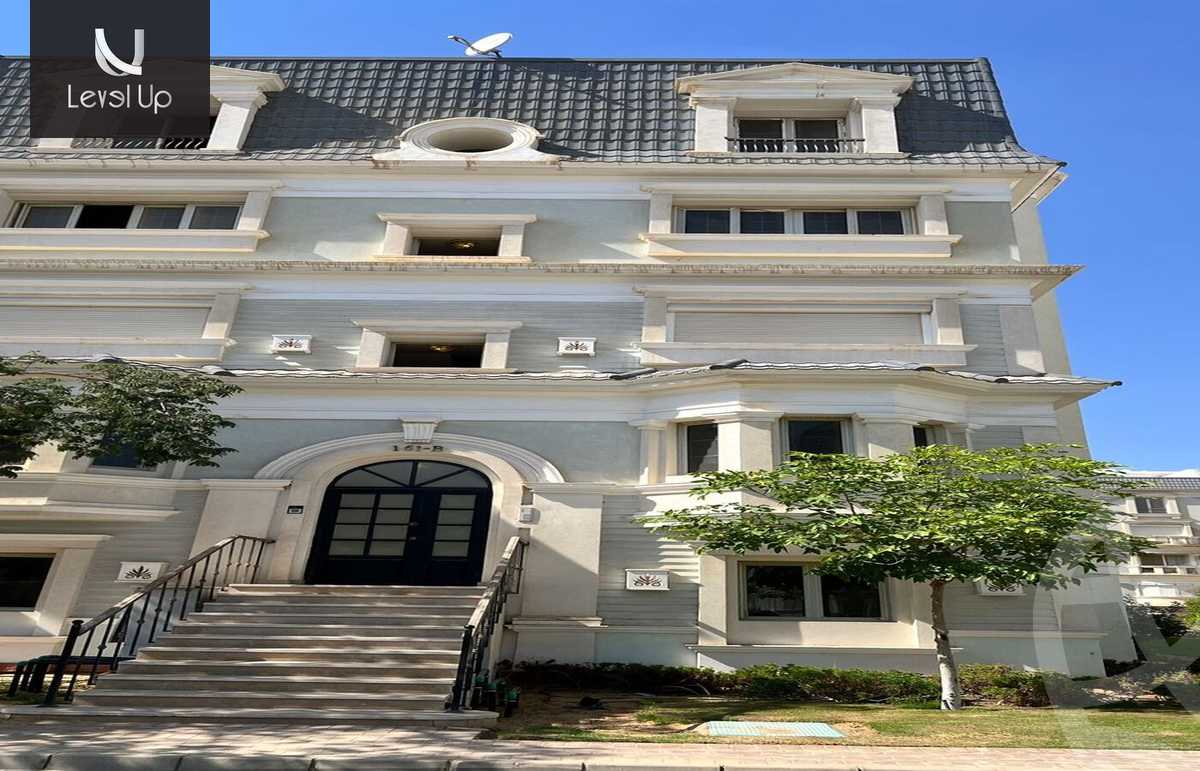 https://aqarmap.com.eg/ar/listing/5328807-for-sale-cairo-new-cairo-compounds-mountain-view-hyde-park