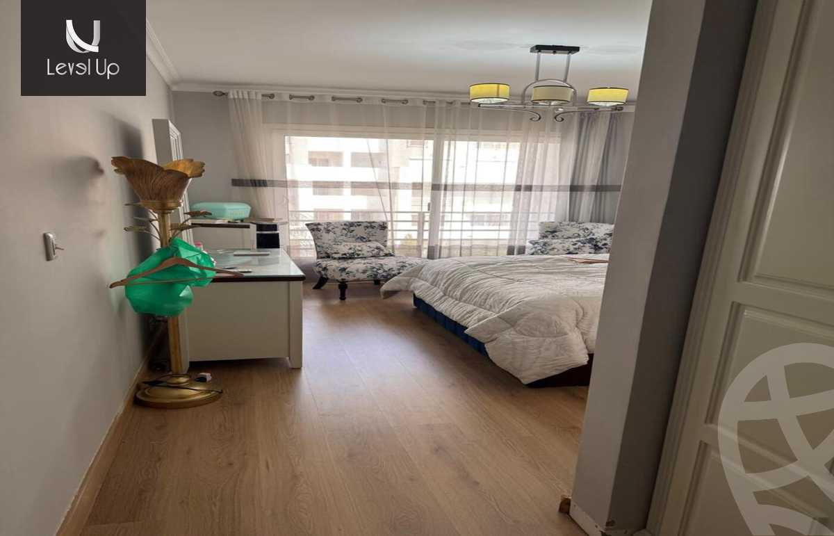 https://aqarmap.com.eg/ar/listing/5389153-for-sale-cairo-new-cairo-compounds-hyde-park-hydeout-hyde-park