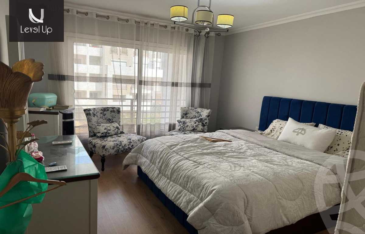 https://aqarmap.com.eg/ar/listing/5389153-for-sale-cairo-new-cairo-compounds-hyde-park-hydeout-hyde-park