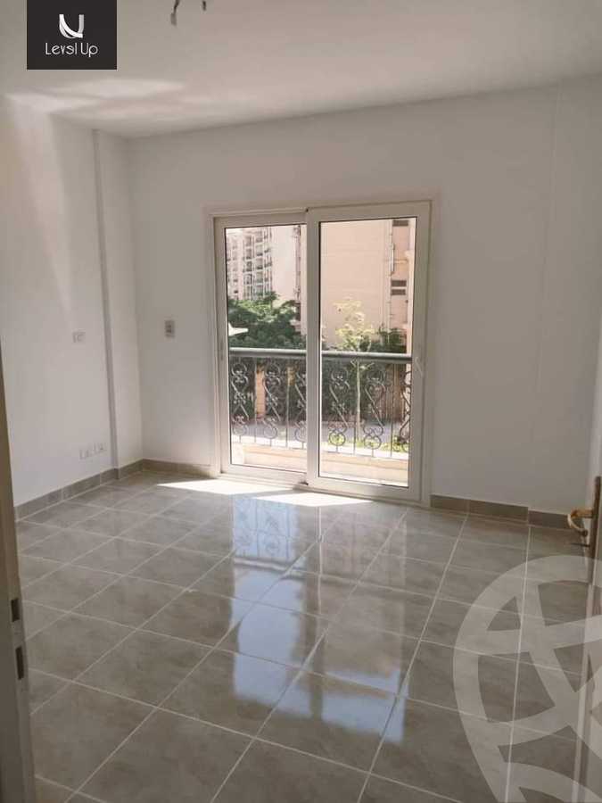 https://aqarmap.com.eg/en/listing/5455103-for-sale-cairo-new-cairo-lrhb-city-phase-5-talaat-mostafa-st