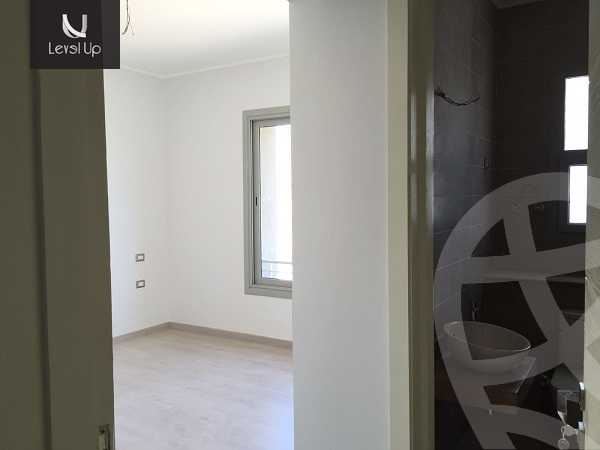 https://aqarmap.com.eg/ar/listing/5506263-for-sale-cairo-new-cairo-compounds-kmbwnd-fyldj-jyt-blm-hylz