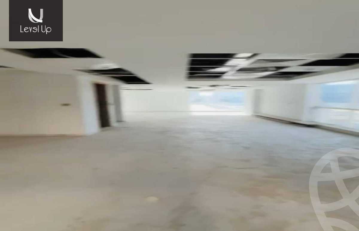 https://aqarmap.com.eg/ar/listing/5575774-for-sale-cairo-new-cairo-compounds-bznys-bls-ktlyst-llttwyr