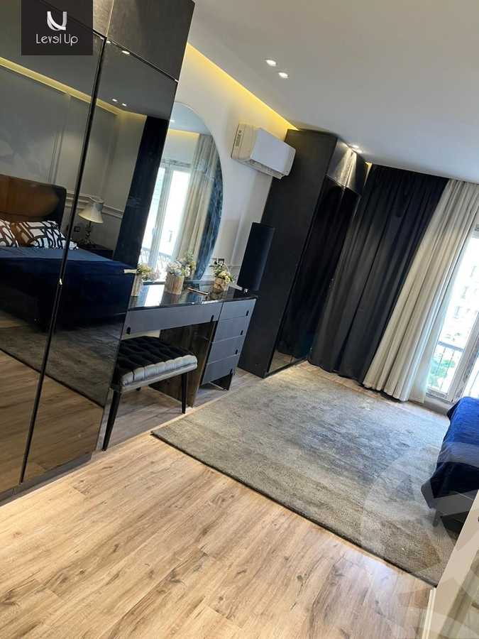 https://aqarmap.com.eg/en/listing/5685650-for-sale-cairo-new-cairo-compounds-mountain-view-hyde-park