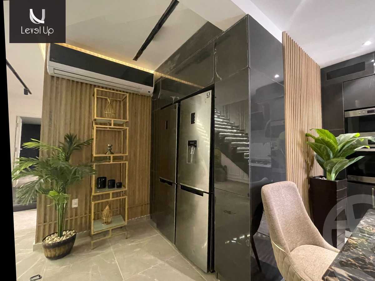 https://aqarmap.com.eg/en/listing/5685650-for-sale-cairo-new-cairo-compounds-mountain-view-hyde-park