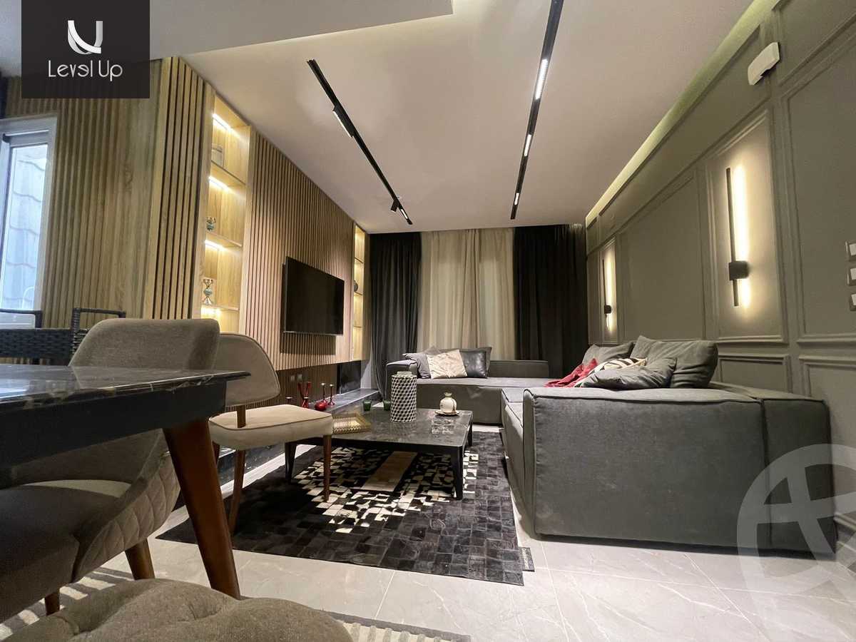 https://aqarmap.com.eg/en/listing/5685650-for-sale-cairo-new-cairo-compounds-mountain-view-hyde-park