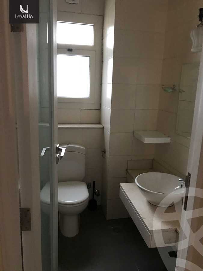 https://aqarmap.com.eg/en/listing/5830174-for-sale-cairo-new-cairo-compounds-kmbwnd-dh-fyldj-blm-hylz