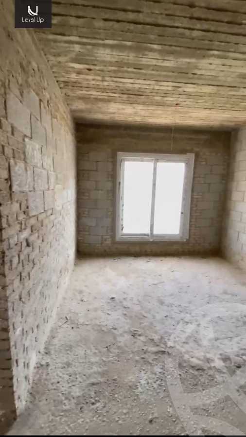 https://aqarmap.com.eg/en/listing/5877725-for-sale-cairo-new-cairo-compounds-mountain-view-hyde-park