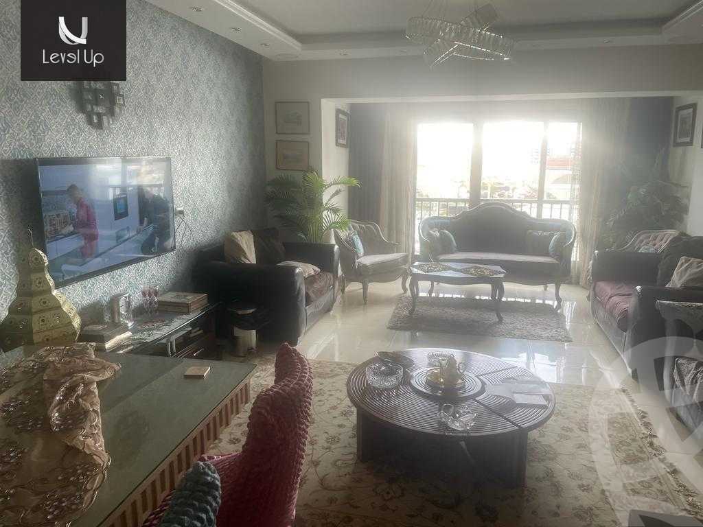 https://aqarmap.com.eg/en/listing/5931505-for-rent-cairo-6th-of-october-compounds