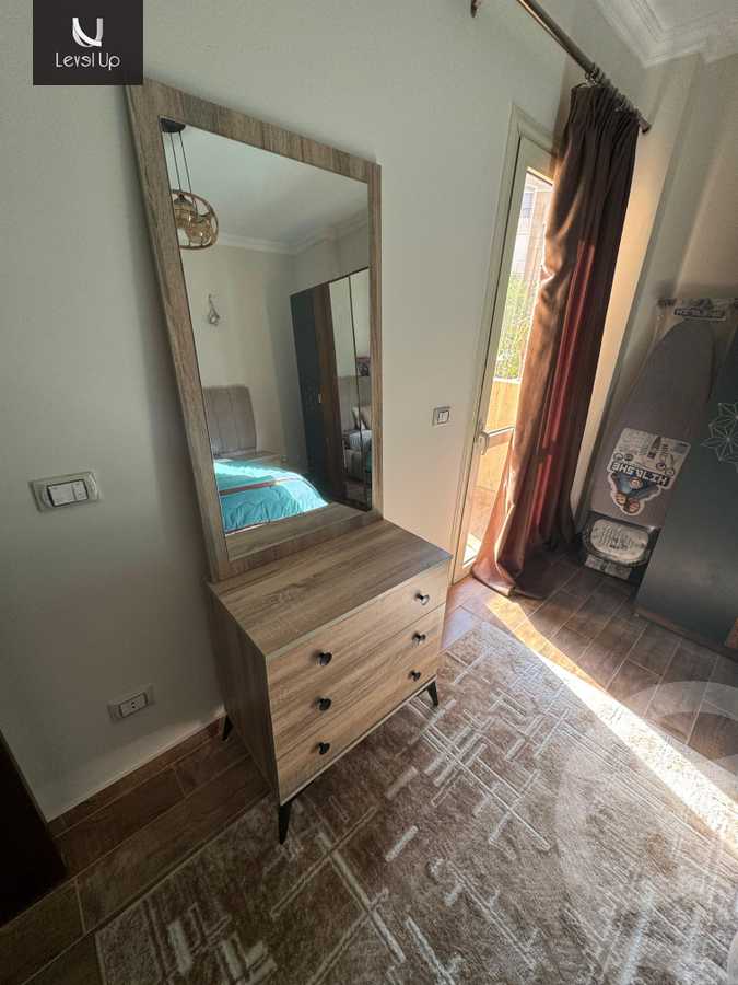 https://aqarmap.com.eg/ar/listing/5970183-for-rent-cairo-new-cairo-compounds-stwn-ryzydns-by-ar-y-llttwyr