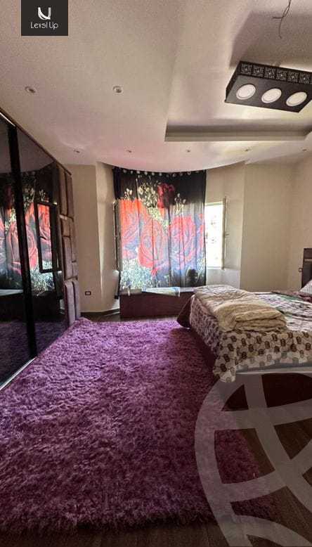 https://aqarmap.com.eg/ar/listing/5982427-for-rent-cairo-new-cairo-compounds-mountain-view-hyde-park